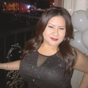 Meet your Posher, Elena